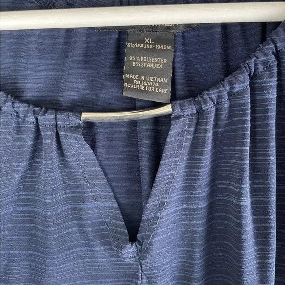 Susan Lawrence Top Sleeveless Navy Blue Size XL Metal Detail on the neck - Picture 3 of 8